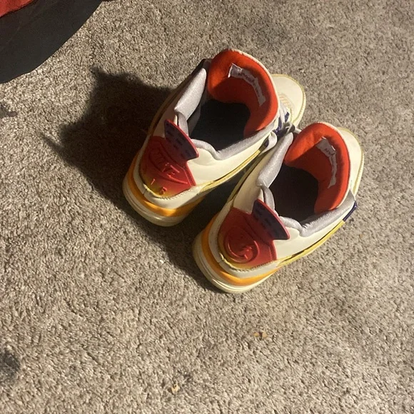 Jordan’s 4’s - Picture 3 of 3